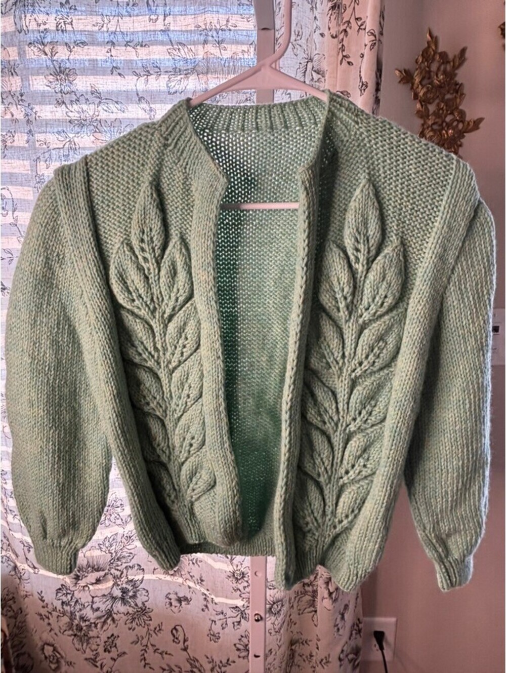 Vintage Sage Green Hand-Knit Cardigan, Leaf Cable Knit, Open Front